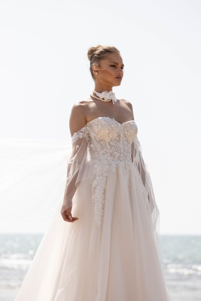 wedding dress and accessory trends4